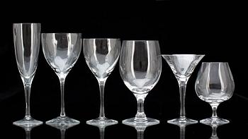 GLASSERVIS, 65 delar, "Chateau", Bertil Vallien, Kosta Boda.