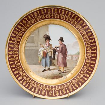 A RUSSIAN PORCELAIN PLATE ROM THE GURIEV SERVICE, Imperial Porcelain Factory 1809-1816, the time of Alexander I.