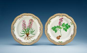 802. A set of two Royal Copenhagen 'Flora Danica' dishes, Denmark, 20th Century.