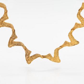 Helky Juvonen, a 14K gold necklace, Westerback, Helsinki 1972.