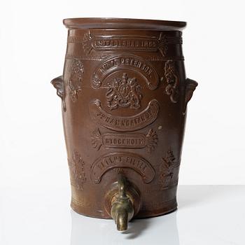 Apothecary vessel, Numa Peterson, Hamngatan 32, Stockholm, sent 19th century.