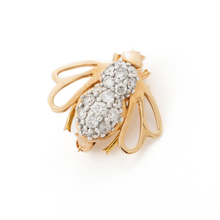 Brooch, Jarl Sandin/Mary Kay, in the form of a bee, 18K gold with brilliant-cut diamonds.