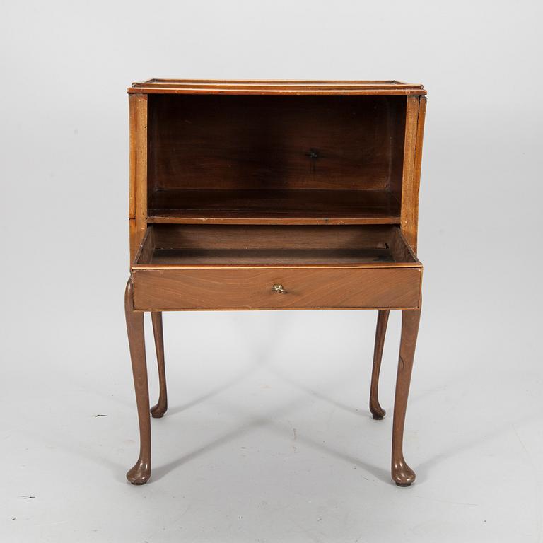 NATTDUKSBORD, troligen England 1800-talets slut.