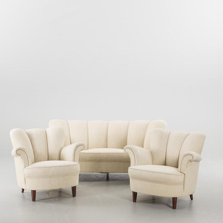 A 1950's three pice lounge suite.