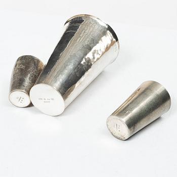 Bägare, 3 st, silver, bl a Eric Ericsson Dalerik, Gävle 1957.