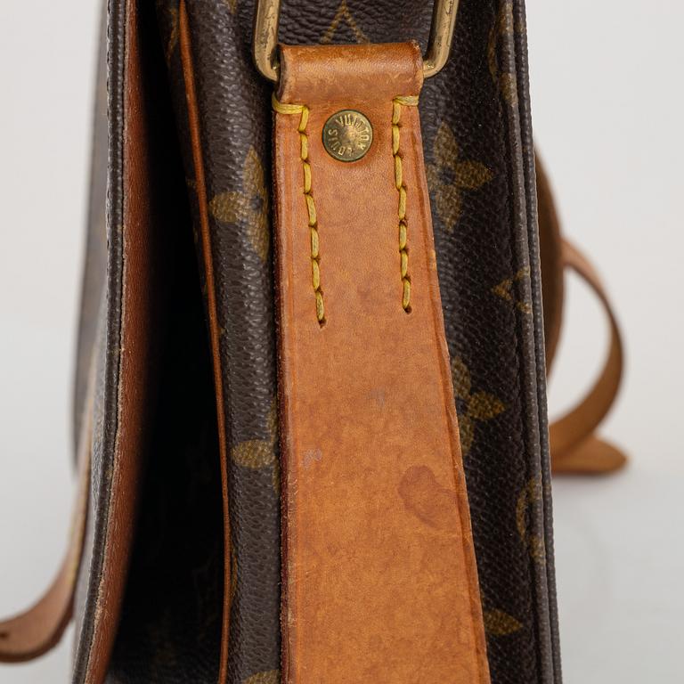 Louis Vuitton, väska, "Cartouchière", samt plånbok, 1970-tal.