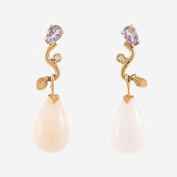 Earrings, Mandelstam, 18K gold with pink opals, amethysts, and brilliant-cut diamonds.