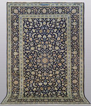 A carpet, Keshan, 291 x 190 cm.
