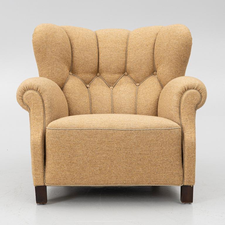 Armchair, model no. 1518, Fritz Hansen, 1940s.