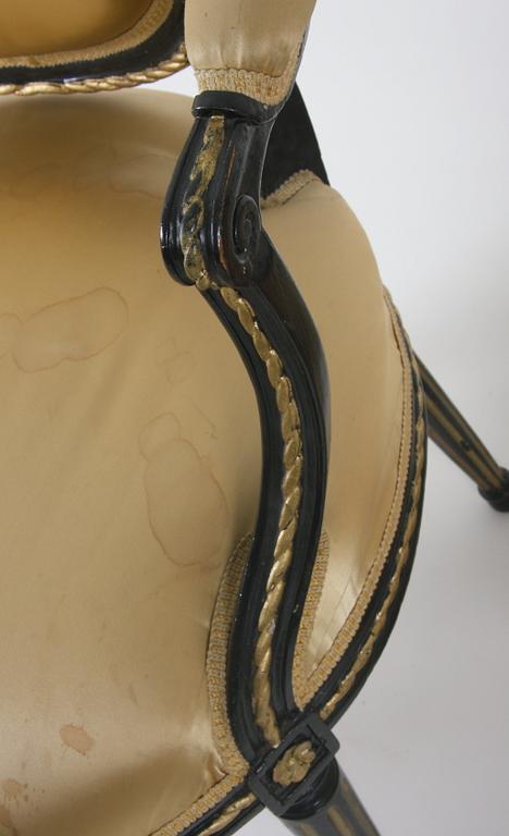 KARMSTOLAR, ett par, sengustavianska provinsarbeten, 1800-talets början.