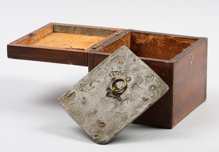 TOBAKSPRESS, empir, 1800-talets början.