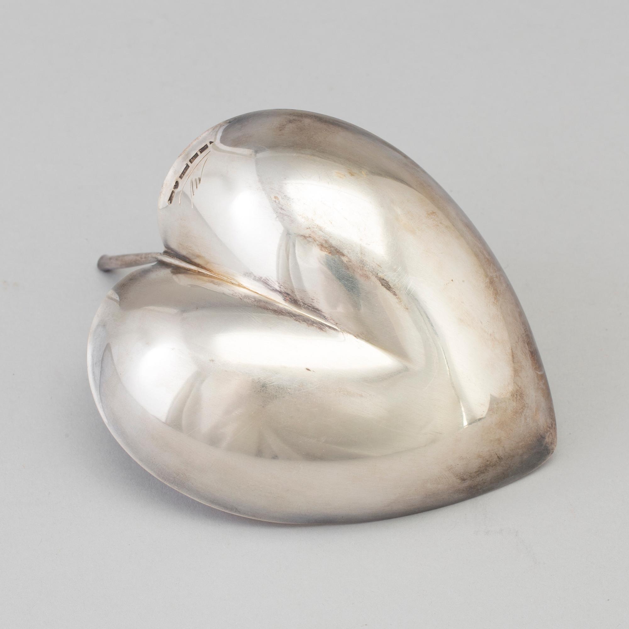 TAPIO WIRKKALA, skål, silver, Kultakeskus OY, Hämeenlinna, Finland, 1958.
