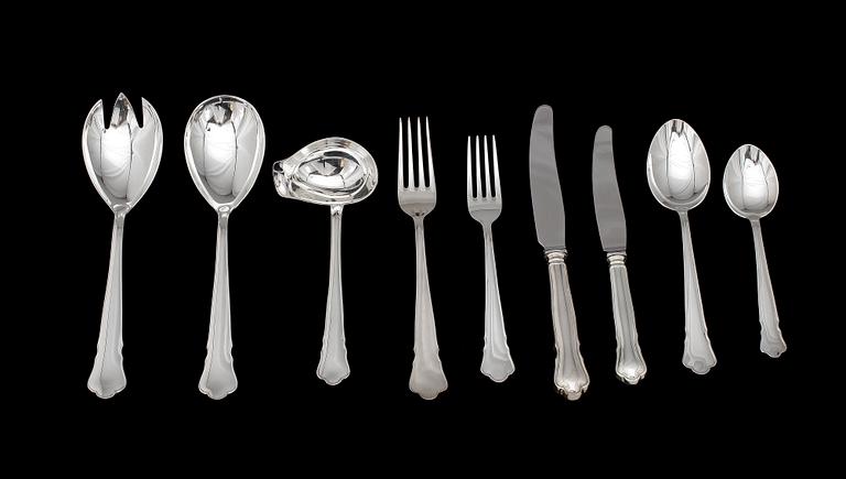 BESTICK, 65 delar, Chippendale, silver, i schatull. 1900-tal. Total vikt ca 2340 gram.