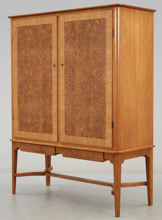 SKÅP, Reiners möbler Mjölby, 1945.