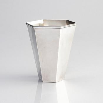 Wiwen Nilsson, vas, sterling silver, Lund 1946.