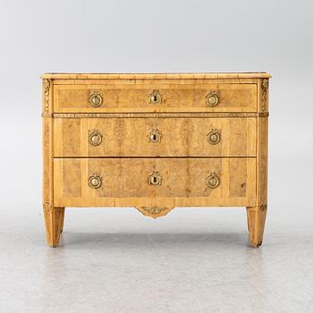 Gustavian chest of drawers, 18th century.