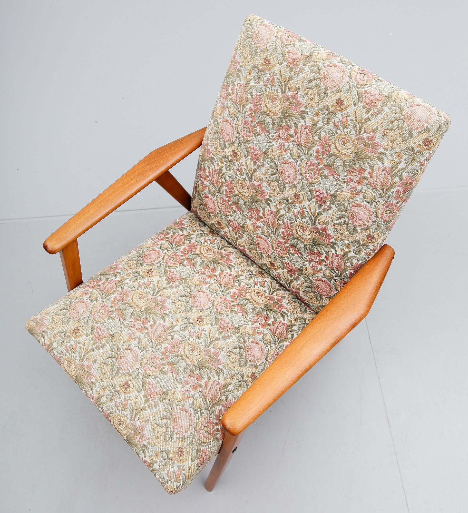 KARMSTOL, Johanson design, Markaryd, 1900-talets mitt.