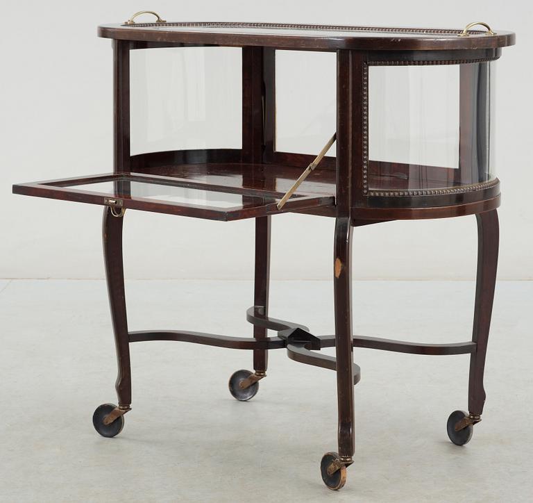 MONTERSKÅP, tidigt 1900-tal.