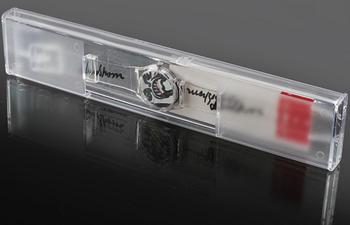 ARMBANDSUR, "Skriket", Bengt Lindström Collection, 2000.