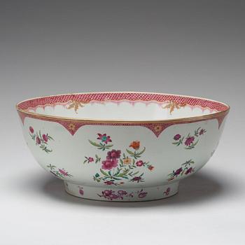 A massive famille rose punch bowl, Qing dynasty, Qianlong (1736-95).