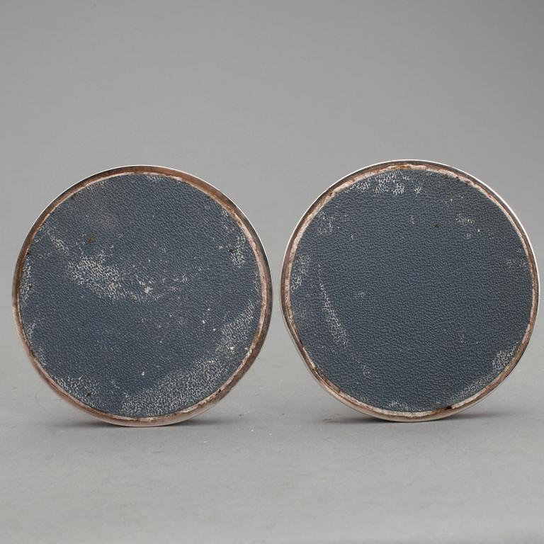 LJUSSTAKAR, 3 st par, silver, bl.a TESI, Göteborg, 1955 samt Tore Eldh, K & EC, Göteborg, 1969. Total vikt ca 741 g.