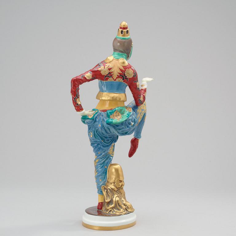 A Constantin Holtzer-Defanti 'Koreanischer Tanz' porcelain figure, Rosenthal circa 1920, model k566.