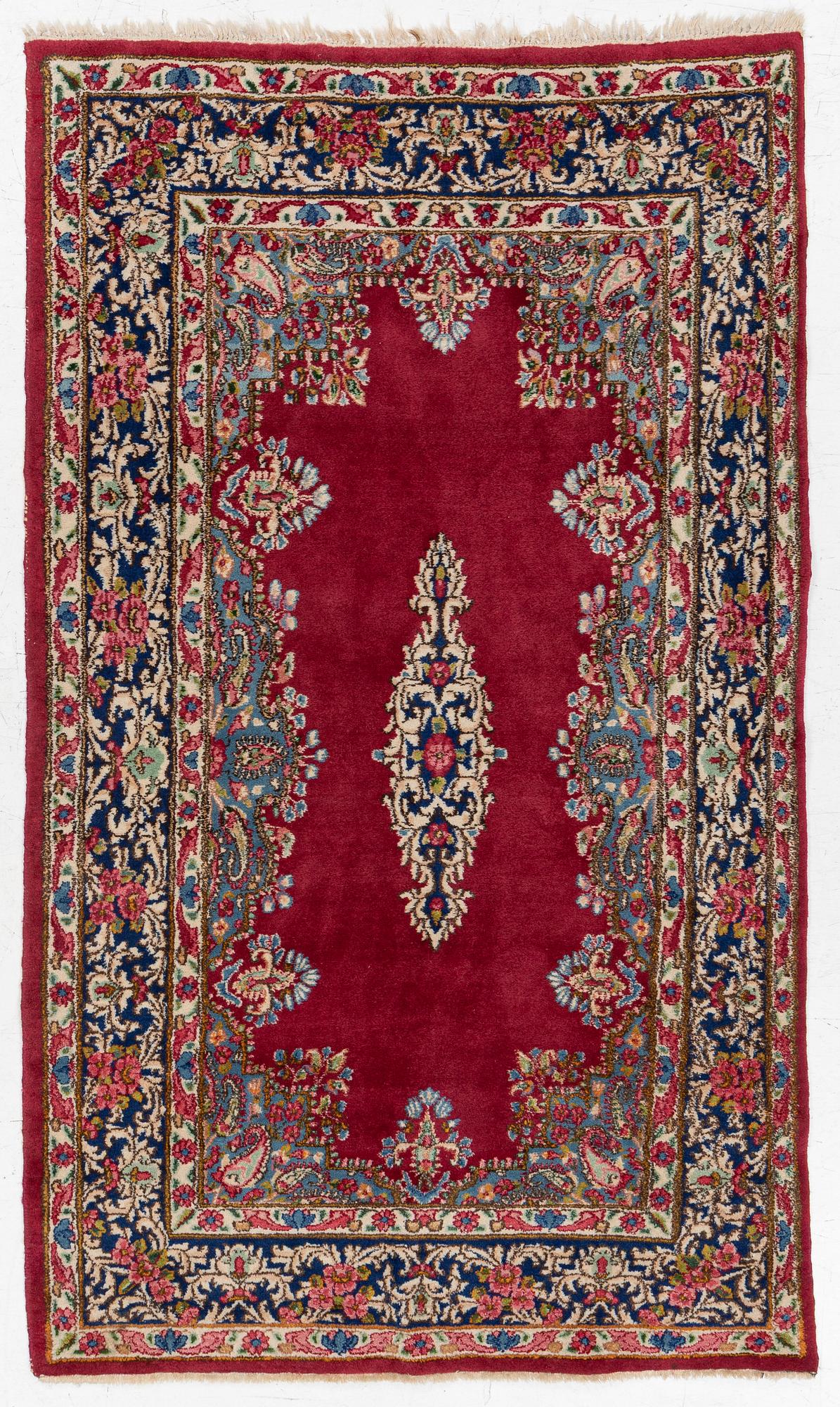 Carpet, Kirman, approx. 208 x 125 cm.