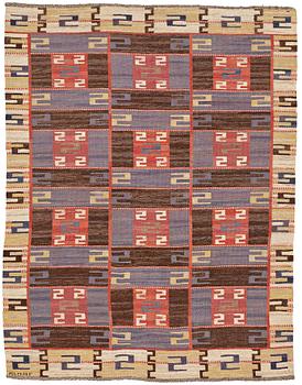 195. Märta Måås-Fjetterström, A CARPET, "Blå Esset", flat weave, ca 248,5 x 191,5 cm, signed AB MMF.