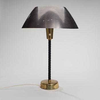 LISA JOHANSSON-PAPE, A TABLE LAMP. Senator. Manufactured by Orno, 1950s.