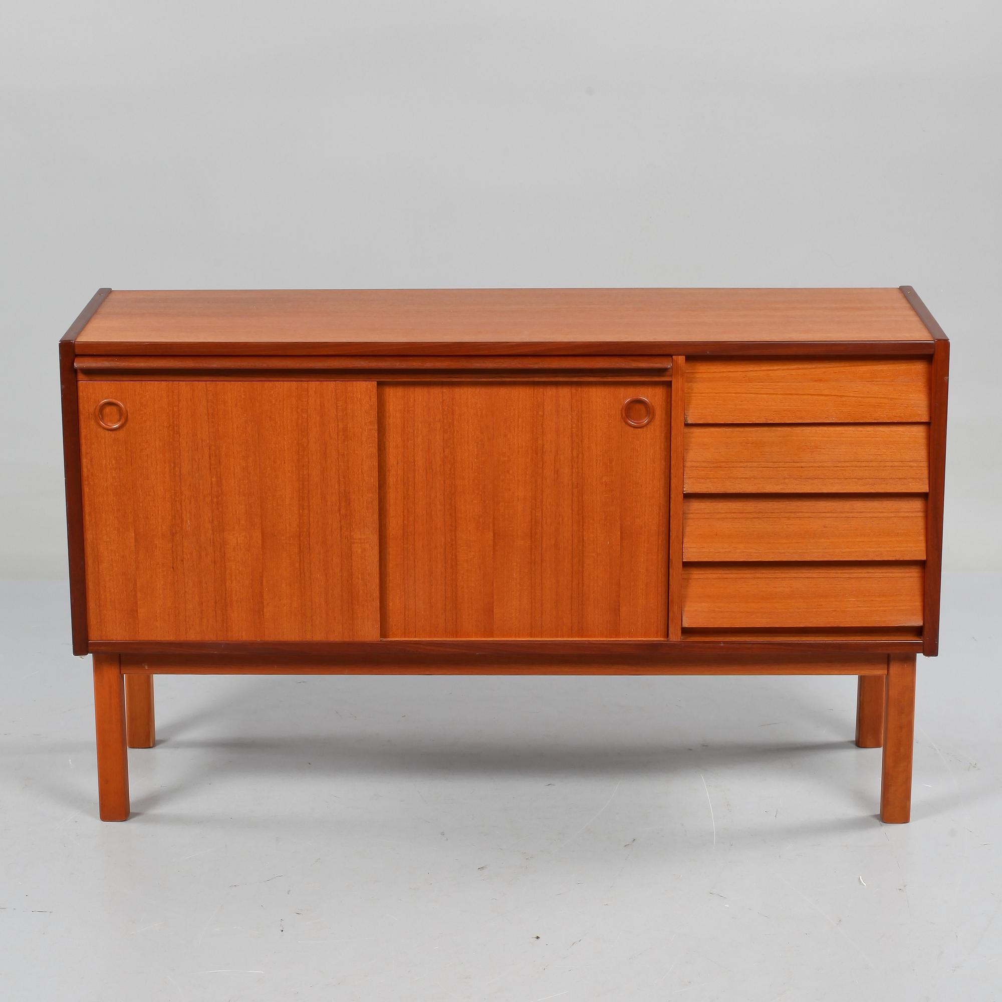 SIDEBOARD, 1950-tal.