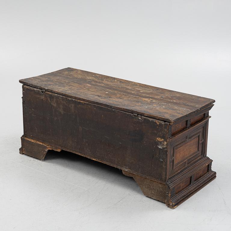 A Baroque chest of drawers, 18th Century.