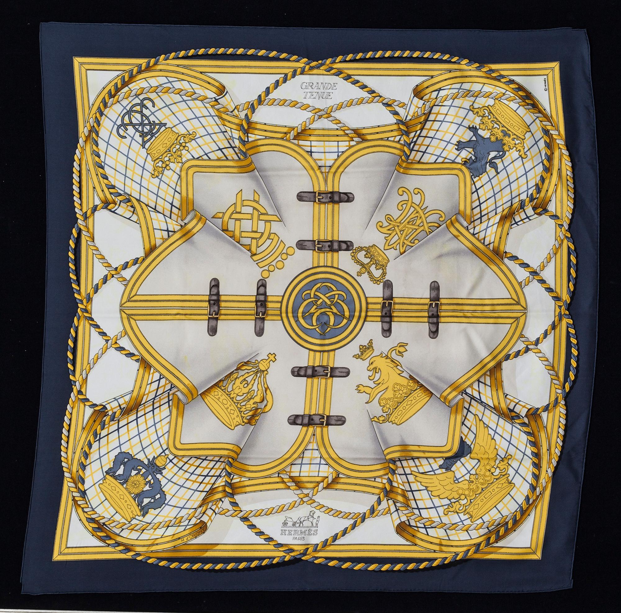 SCARF, "Grande Tenue" Hermès.