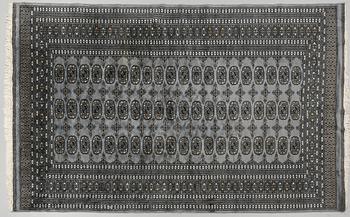 MATTA, Bochara, 254 x 157 cm, sent 1900-tal.