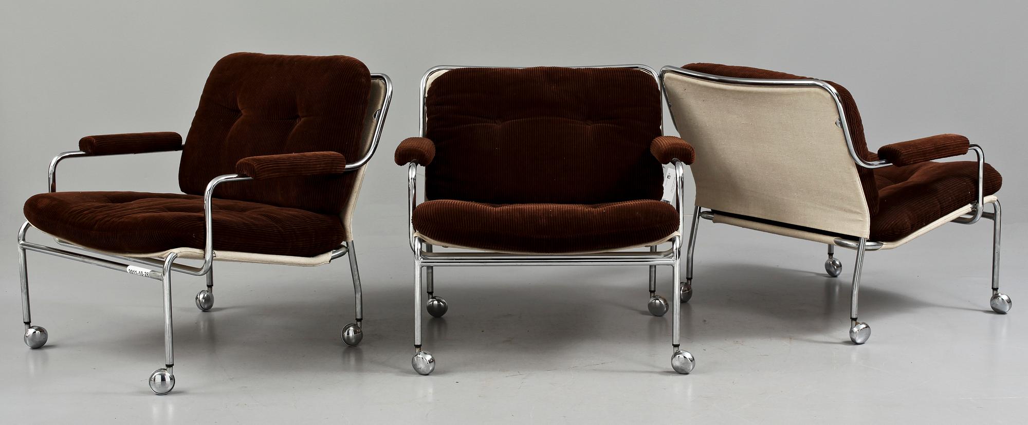 FÅTÖLJER, 3 st, 1900-talets andra hälft.