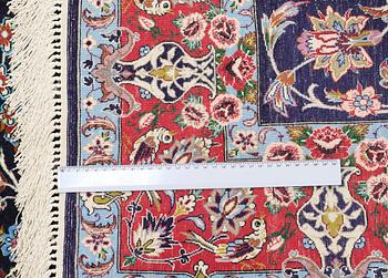 MATTA, Figural Isfahan, part silk, 167 x 110 cm.