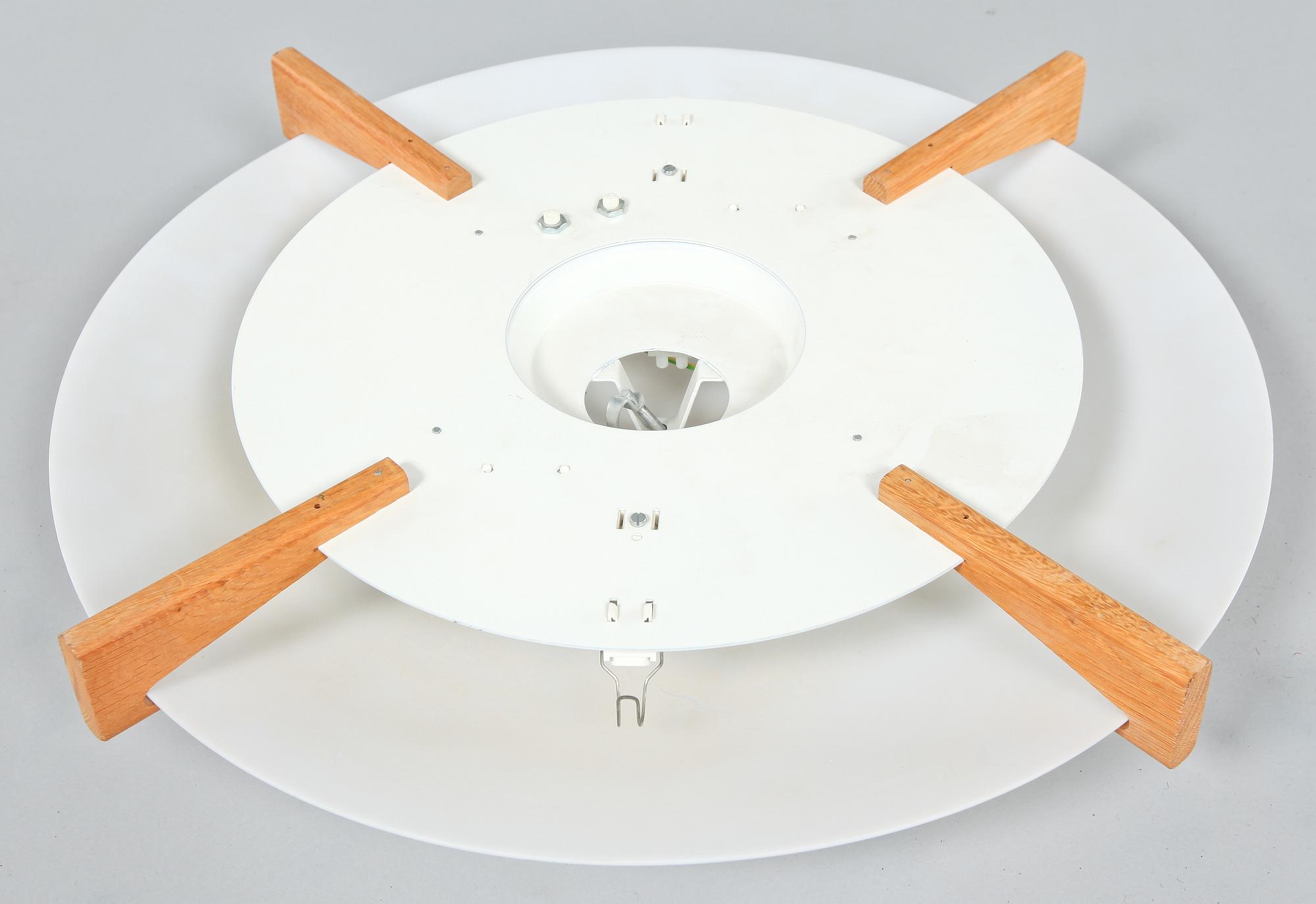 TAKPLAFOND, "Plafo", Uno och Östen Kristiansson, Luxus. Modellen formgiven 1955.