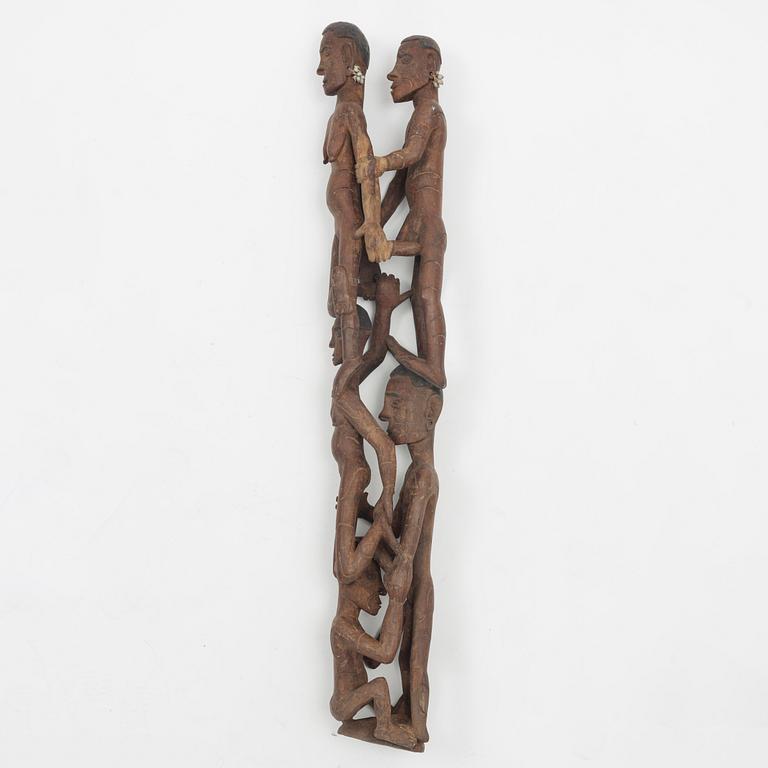 A large Asmat wood carving/sculpture, Indoniesia, Jakarta, 20th Century.