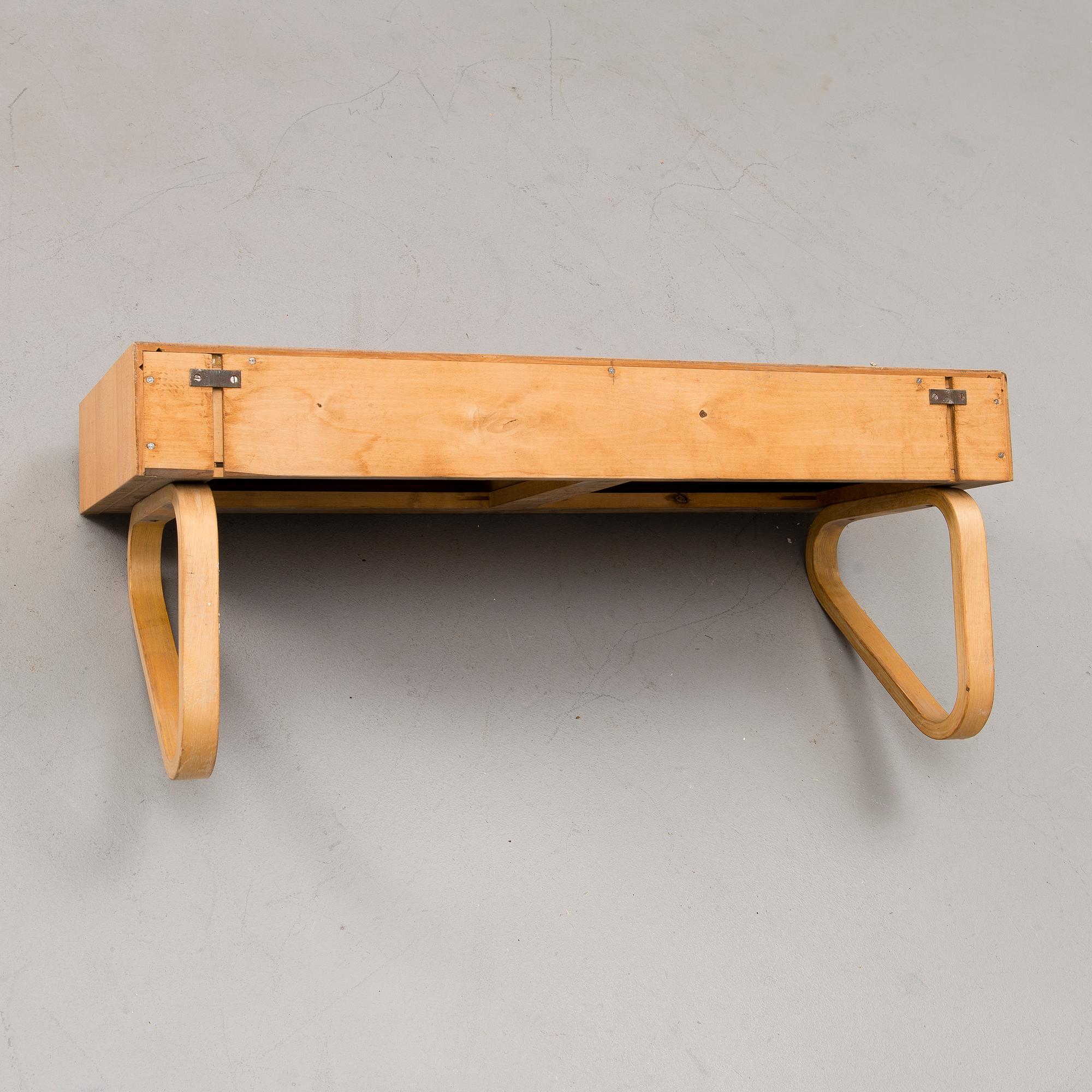 ALVAR AALTO, väggkonsol / vägghylla, Artek 1900-talets mitt.