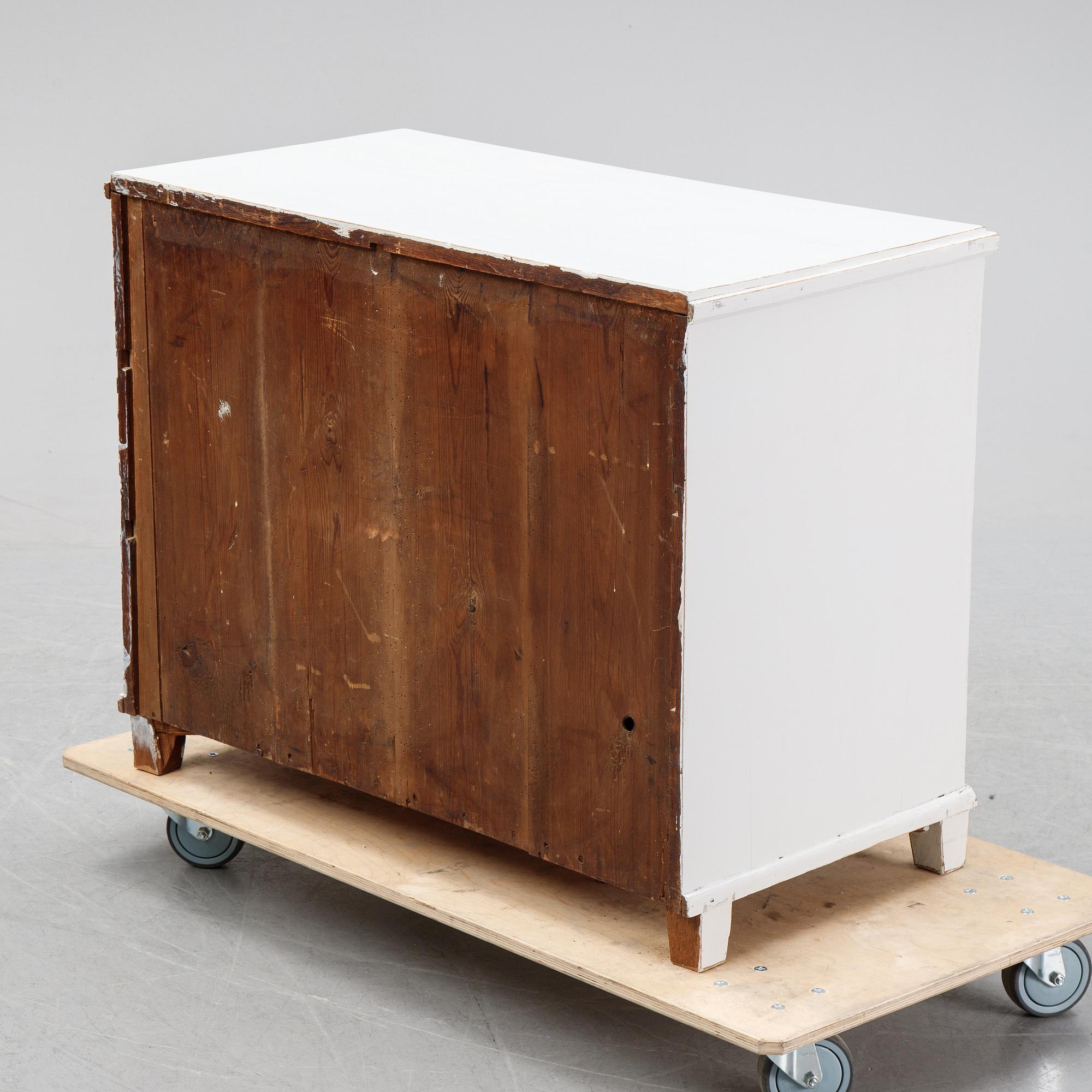 A painted oak chest of drawers, 19th Century.