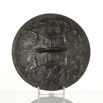 Bröllopsgryta, Hellefors styckebruk, daterad 1807.