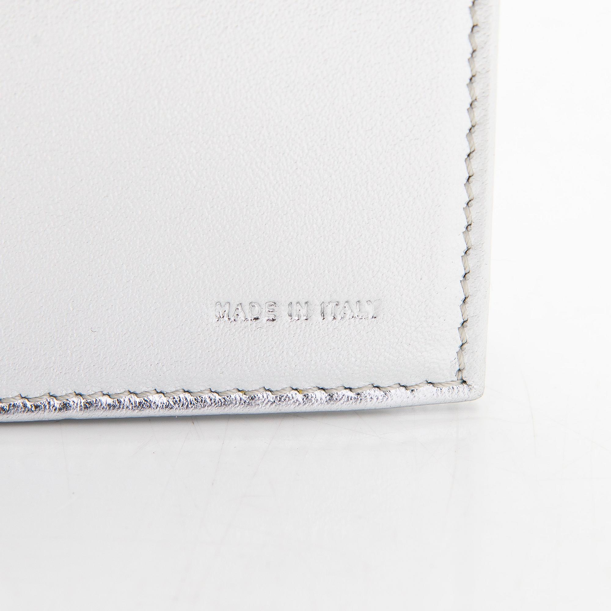 Fendi, A 'wallet on chain', bag.