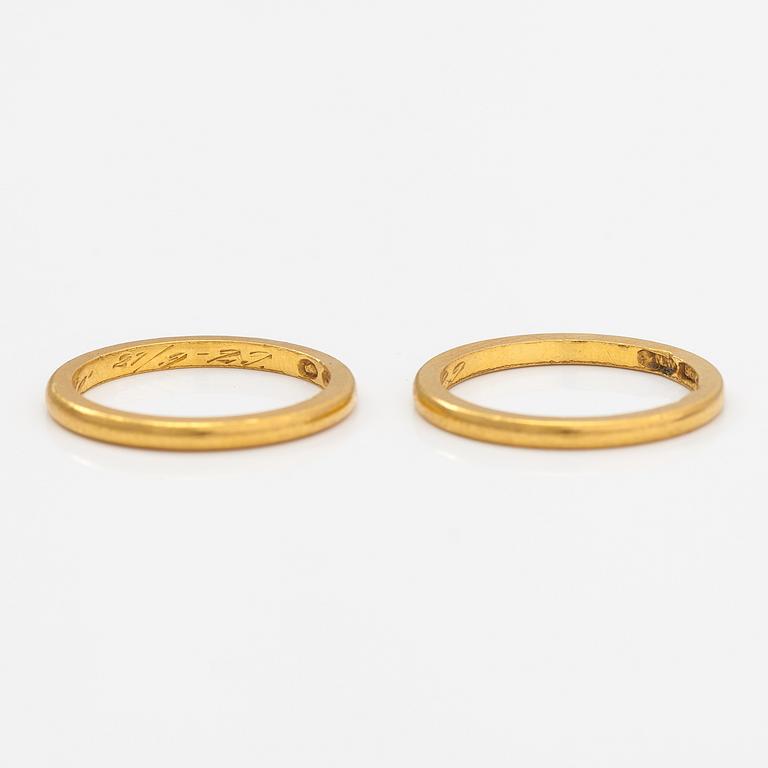 Sormuksia, 2 kpl, 969-kultaa. Westrback, Helsinki 1928 ja 1929.