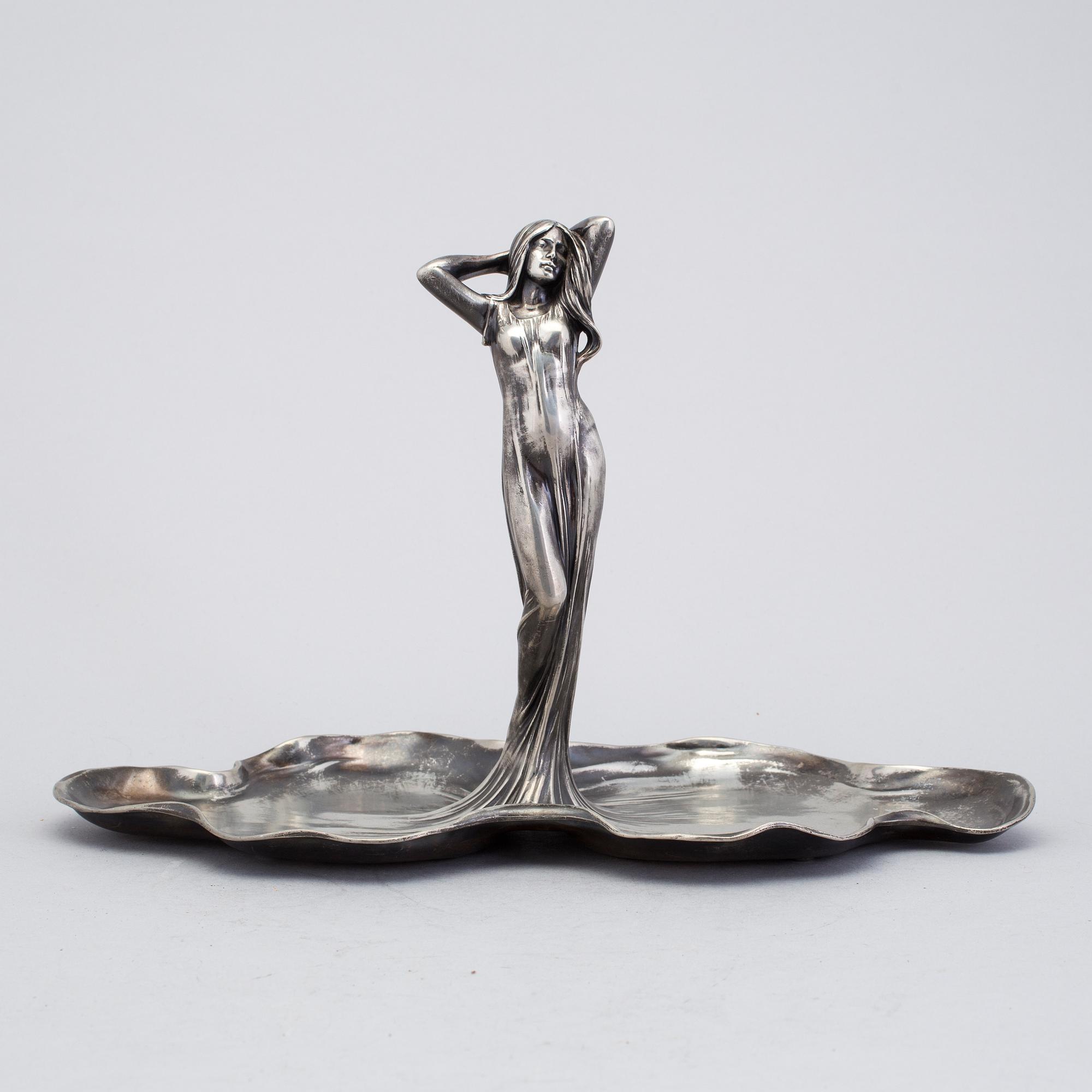 A bowl by WMF/Würtembergische Metallwarenfabrik, Germany, early 20th century.