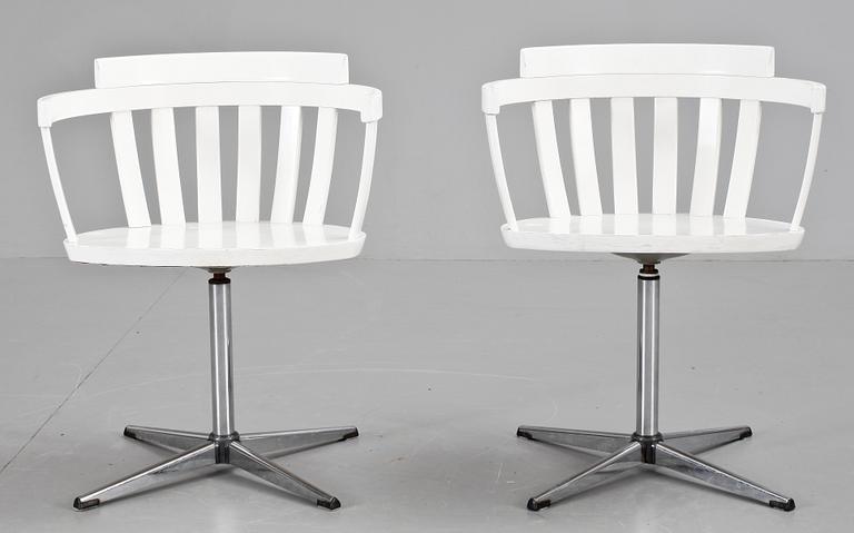 SNURRSTOLAR, ett par, Edsbyverken. 1900-talets tredje kvartal.