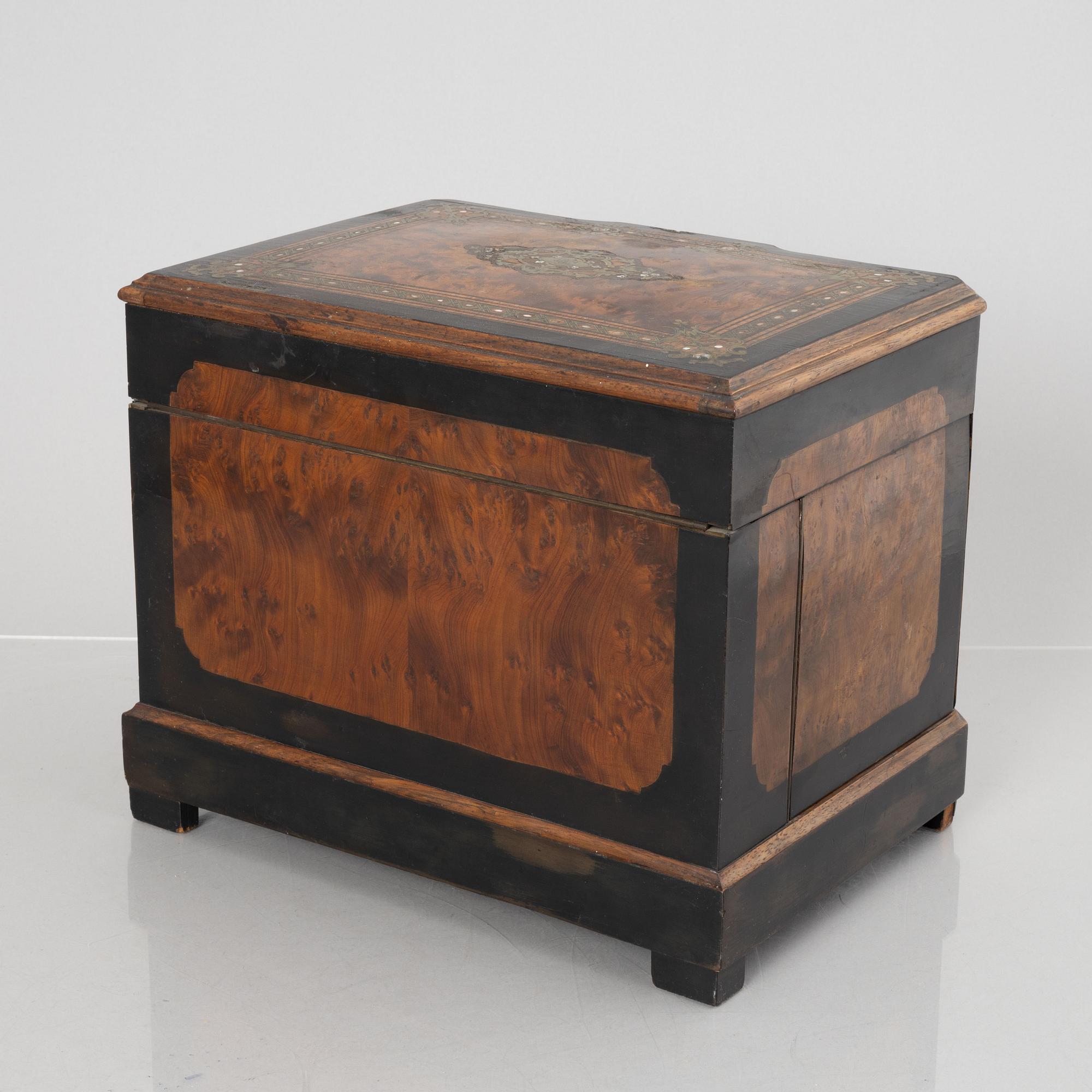 Schatull, Frankrike, 1800-talets mitt.