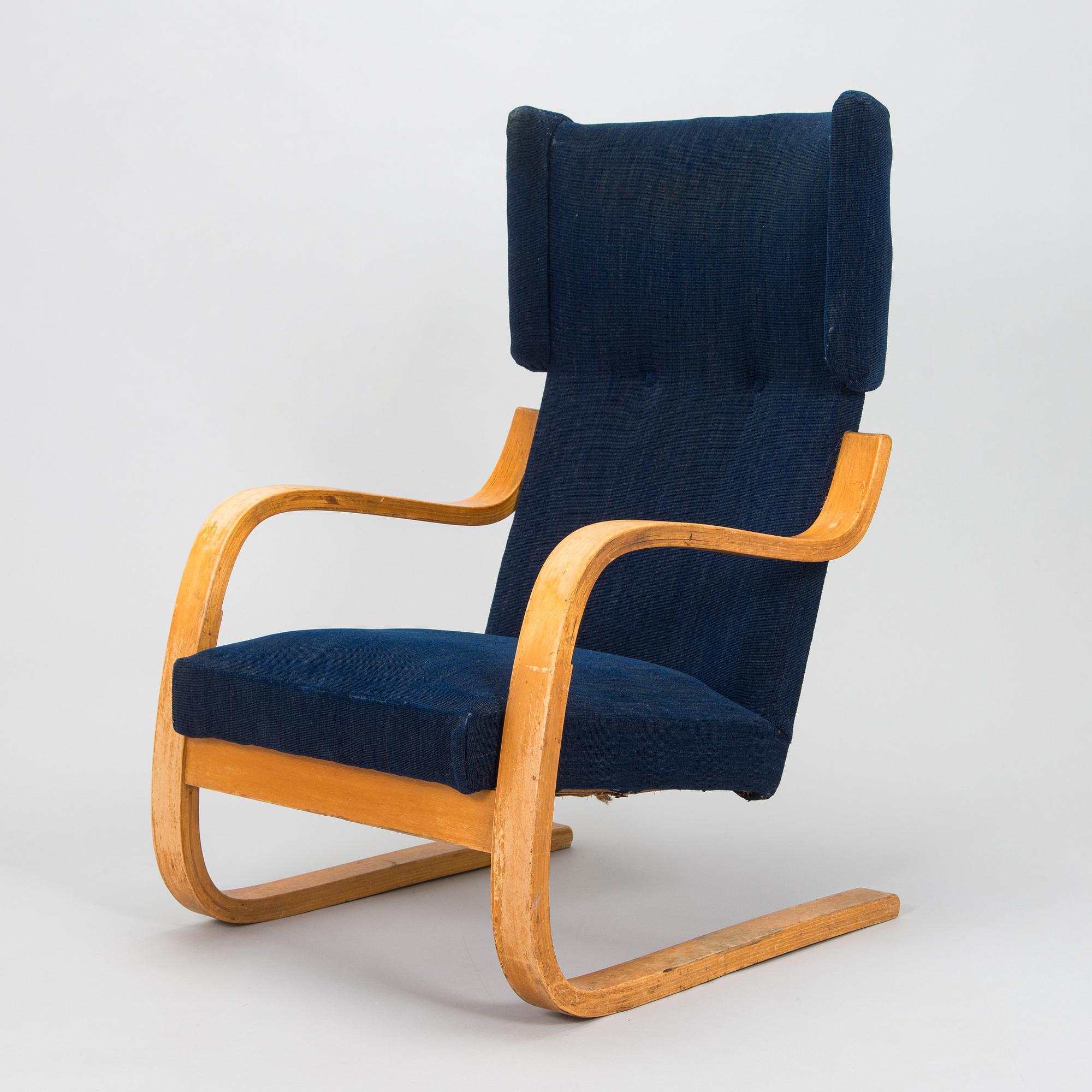 Alvar Aalto, a mid-20th century '401' armchair for  O.Y. Huonekalu- ja Rakennustyötehdas A.B. Finland.