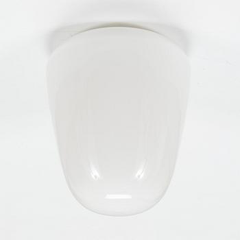 Paavo Tynell, taklampa, modell 80112 (80112-25) Idman 1900-talets mitt.