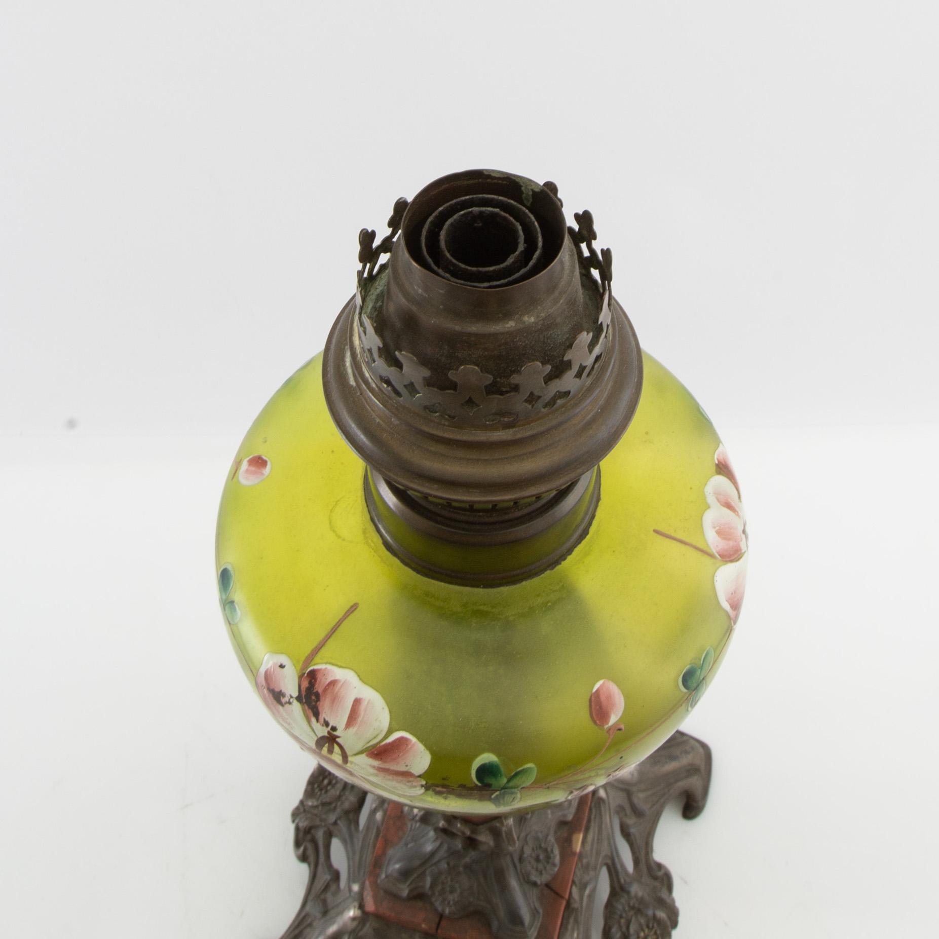 Table foot lamp, Art Nouveau, early 20th century.