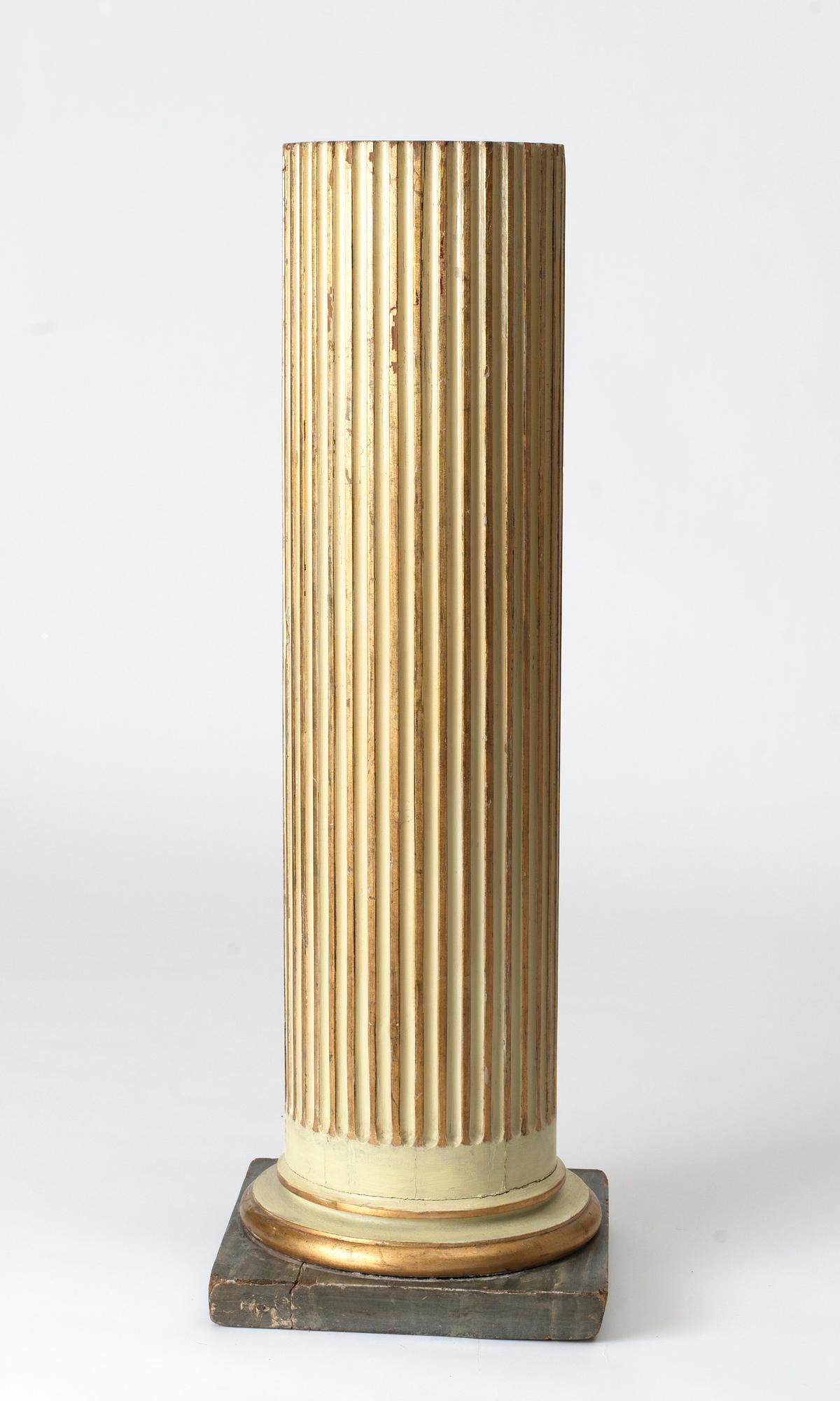 KOLONN, gustaviansk stil.