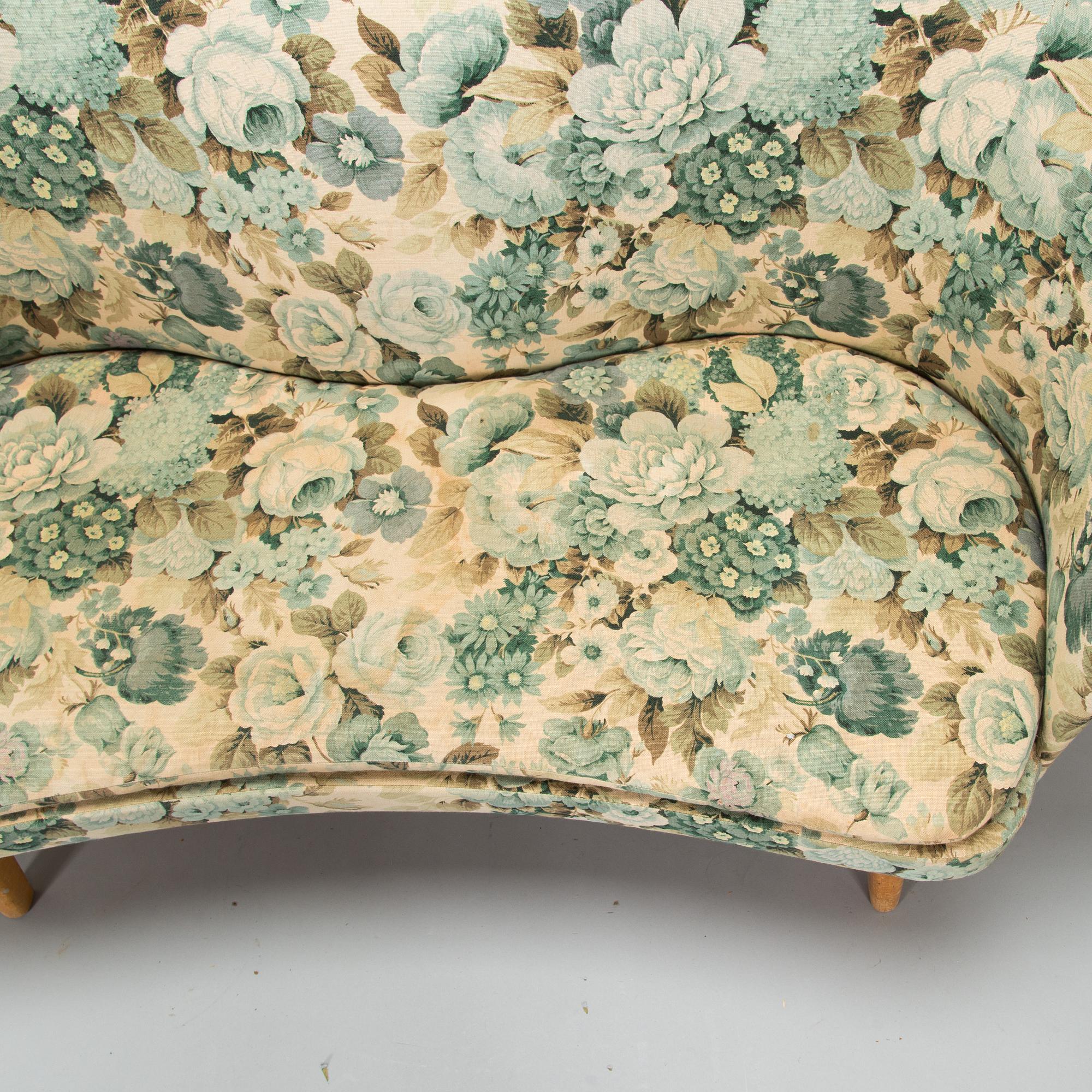 Olof Ottelin, soffa "Duetto" Kervo Snickerifabrik, Stockmann, 1900-talets mitt.